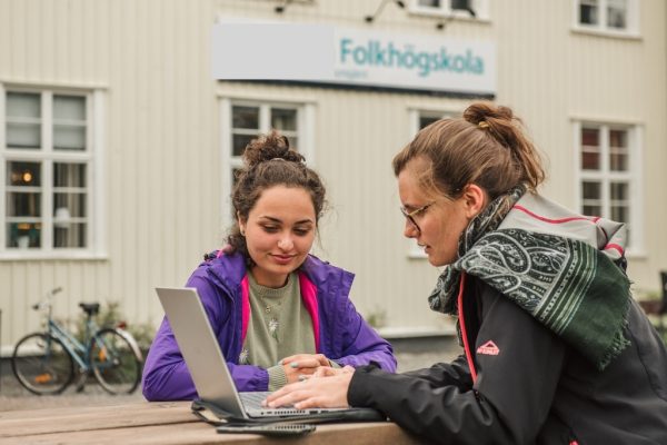 Fotograf Evelina Ytterbom (www.evelinaytterbom.com)